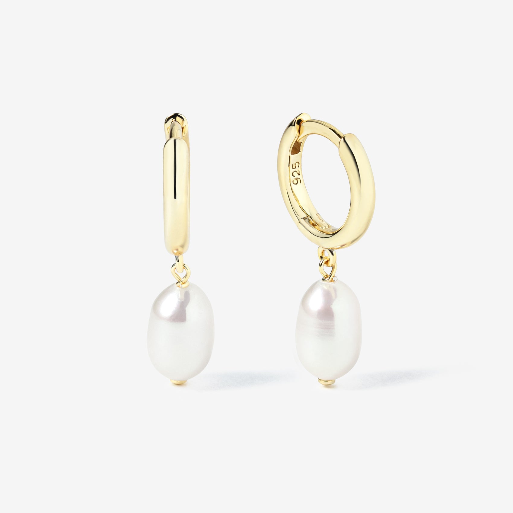Dalhia Pearl Earrings