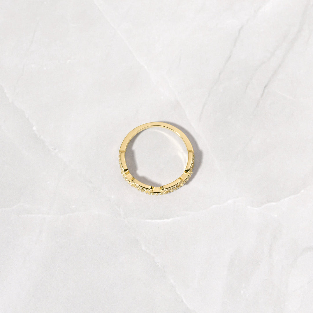 Pave Link Ring