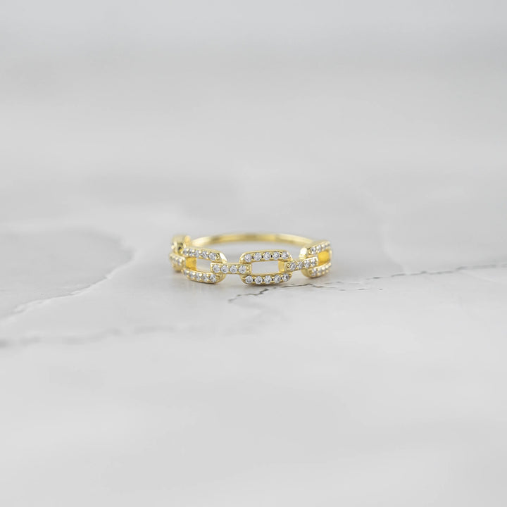 Pave Link Ring