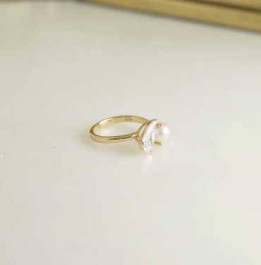 Toi et Moi Pearl Ring